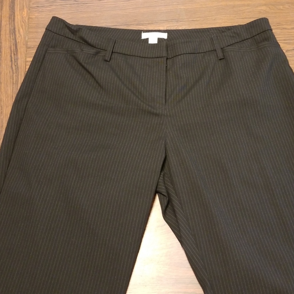 Wide leg pinstriped pants